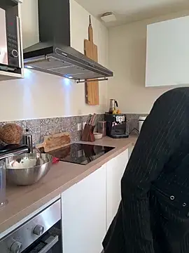 lola tentatiion online show from March 2026 09:02:02 AM