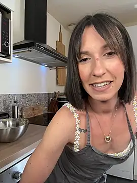 lola tentatiion online show from March 2026 01:31:02 PM