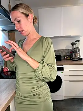 lola tentatiion online show from September 2025 07:26:02 AM