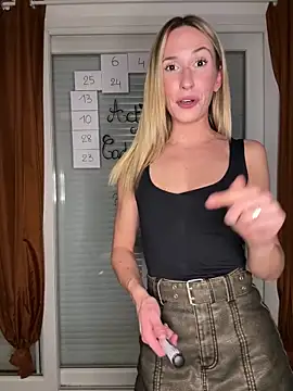 lola tentatiion online show from October 2025 07:37:01 PM