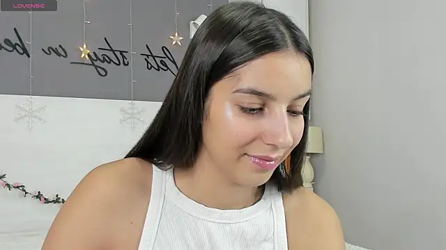 Maria  Candy online show from December 2025 04:29:01 AM