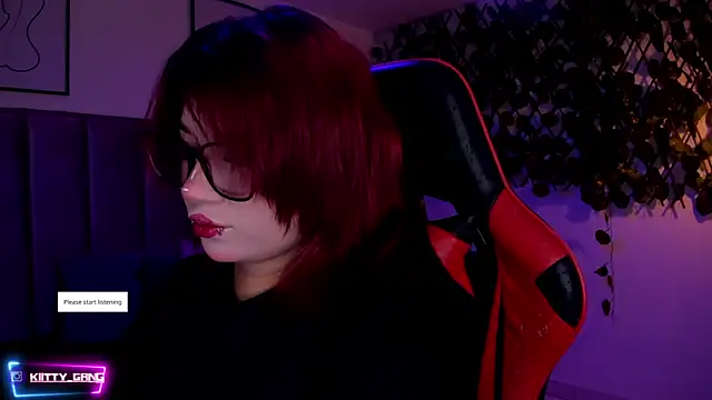 Kitty Gang online show from November 2025 01:49:01 AM