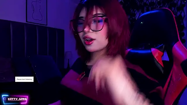 Kitty Gang online show from December 2025 01:38:02 AM