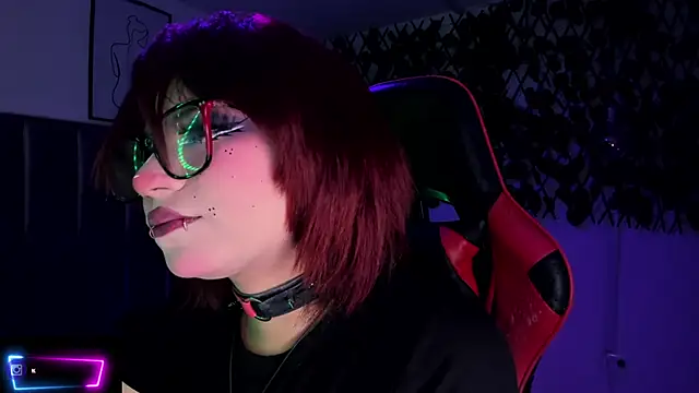 Snapshot of Kitty_Gang chatting on October 2025 02:02:02 AM Kitty Gang online show from October 2025 02:02:02 AM
