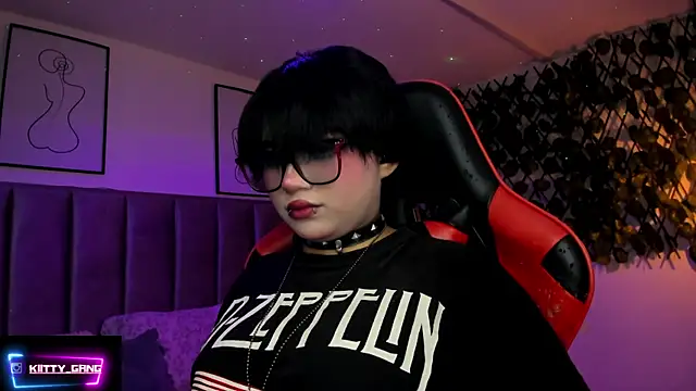 Kitty Gang online show from February 2026 01:23:01 AM