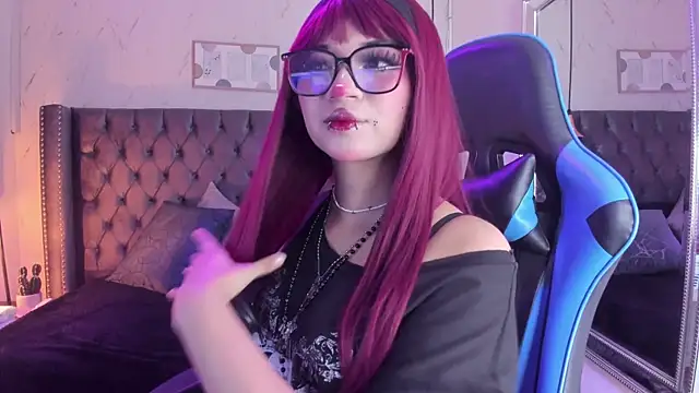 Snapshot of Kitty_Gang chatting on October 2025 02:38:02 AM Kitty Gang online show from October 2025 02:38:02 AM