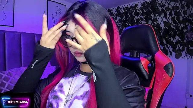 Kitty Gang online show from February 2026 01:27:01 AM