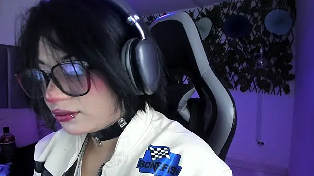 Kitty Gang online show from July 2026 01:06:02 AM