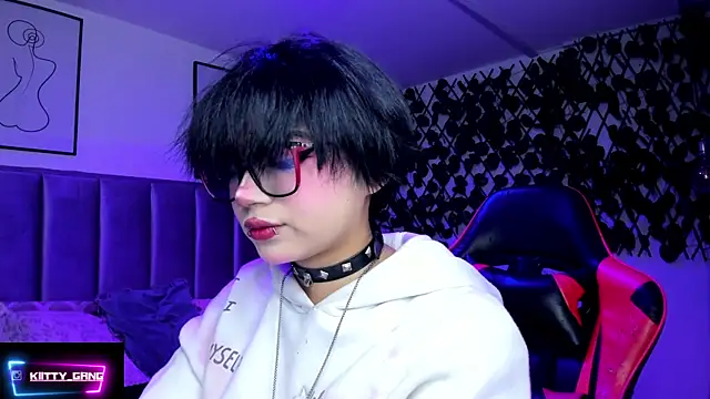 Kitty Gang online show from February 2026 01:17:01 AM