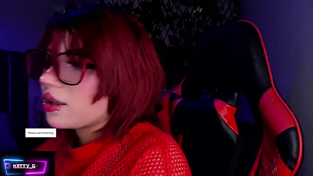 Kitty Gang online show from December 2025 02:01:02 AM