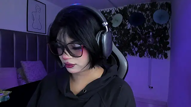 Kitty Gang online show from July 2026 12:54:01 AM