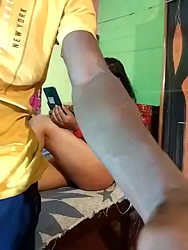 indiancouple09 online show from March 2025 04:33:02 PM