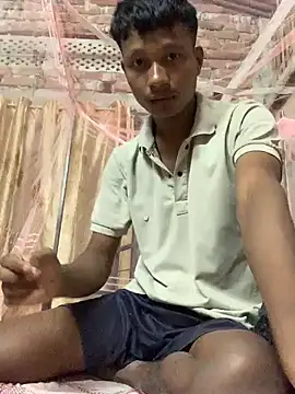 Snapshot of ShroveRising chatting on November 2025 04:11:01 PM ShroveRising online show from November 2025 04:11:01 PM