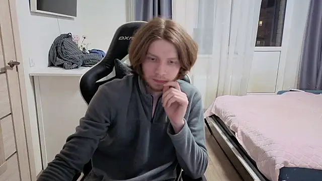 spaisenok online show from March 2026 07:21:01 PM