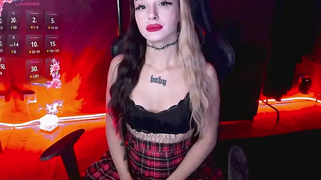 Snapshot of MilaAsh chatting on March 2025 09:46:01 AM MilaAsh online show from March 2025 09:46:01 AM