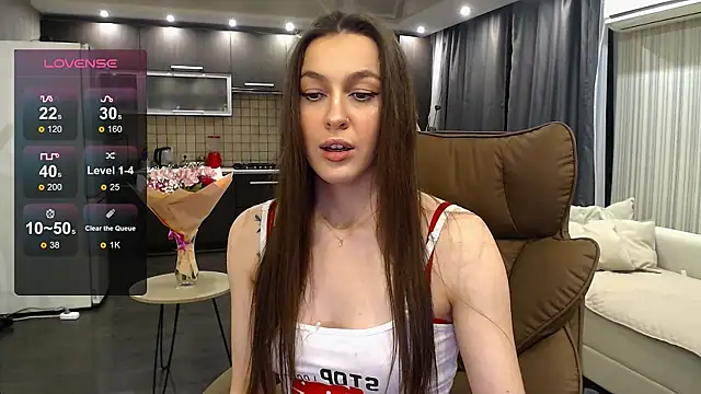 Snapshot of Doll_Jasmine_ chatting on April 2026 09:35:01 PM Doll Jasmine online show from April 2026 09:35:01 PM