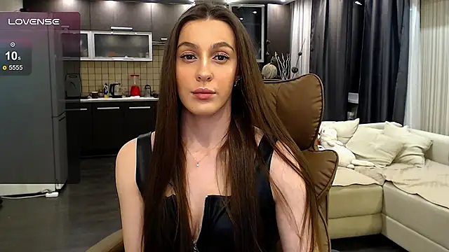 Doll Jasmine  online show from June 2026 10:15:02 PM
