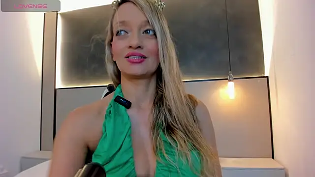 emma collson online show from September 2025 02:33:01 AM