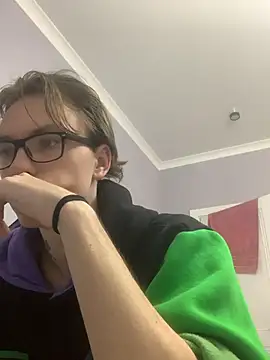 Alex17am online show from November 2025 06:58:01 AM