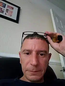 CoupleFun80x online show from July 2026 08:16:01 PM