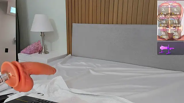 Snapshot of dazhia_lee chatting on October 2025 08:08:02 PM dazhia lee online show from October 2025 08:08:02 PM