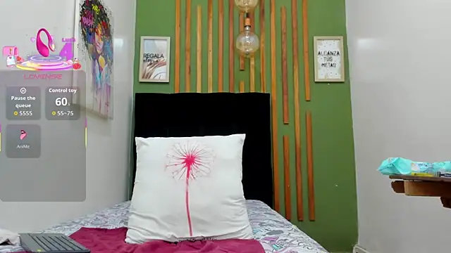 Cindy milf online show from March 2026 10:03:01 PM