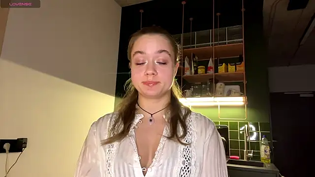 Snapshot of Celeste_Glow chatting on February 2025 08:16:02 PM Celeste Glow online show from February 2025 08:16:02 PM