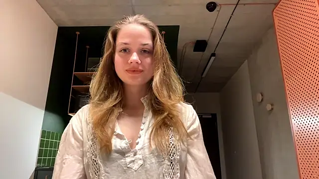 Snapshot of Celeste_Glow chatting on December 2024 12:12:02 AM Celeste Glow online show from December 2024 12:12:02 AM