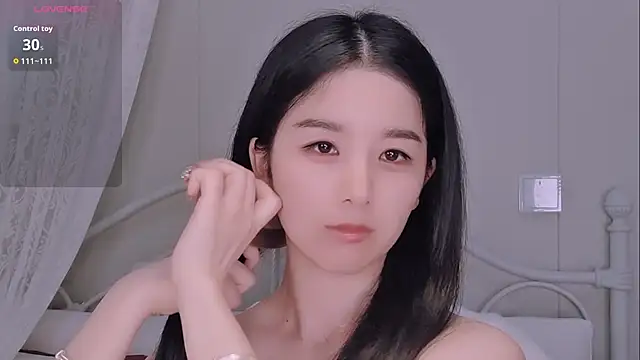 Snapshot of BingLin- chatting on June 2026 07:22:01 PM BingLin- online show from June 2026 07:22:01 PM