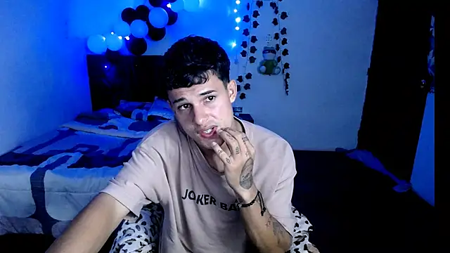 freddy romas online show from November 2025 01:55:02 AM