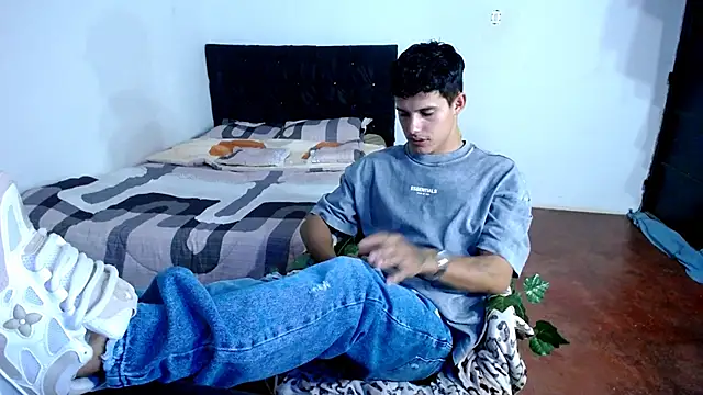 freddy romas online show from September 2025 01:56:02 AM