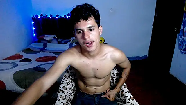 freddy romas online show from September 2025 02:59:01 AM