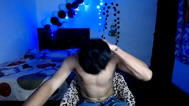 freddy romas online show from December 2025 02:34:02 AM