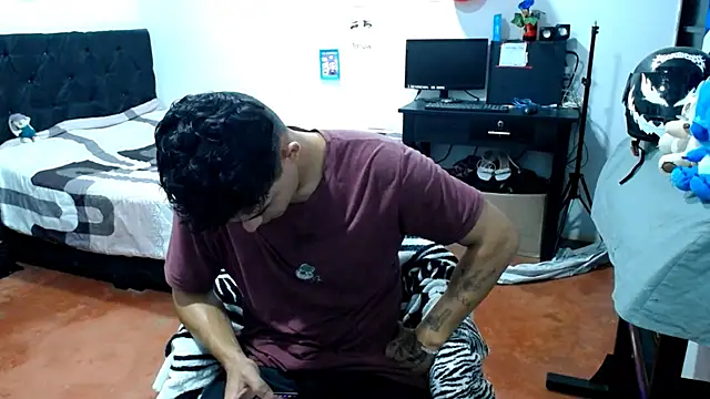 freddy romas online show from May 2026 05:33:01 PM