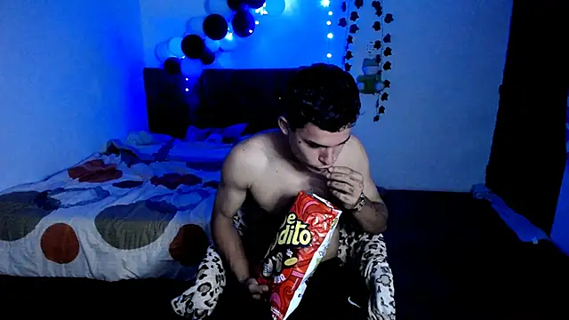 freddy romas online show from December 2025 04:41:01 PM