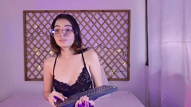 anietorres online show from April 2026 08:21:01 PM