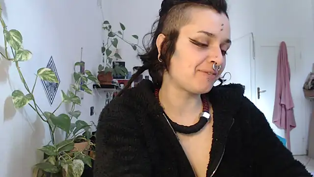 Snapshot of kinkyspirali chatting on March 2026 12:57:01 PM kinkyspirali online show from March 2026 12:57:01 PM