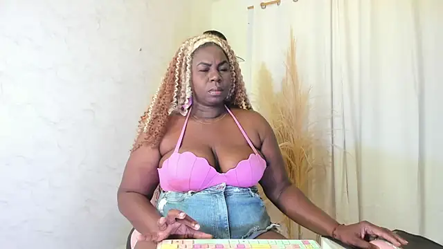 Leslie browm online show from February 2026 09:06:02 AM
