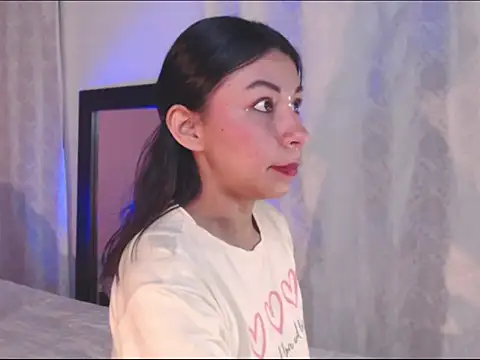 selene gils online show from October 2025 10:20:01 PM