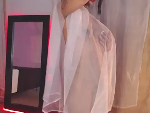 selene gils online show from March 2026 03:11:02 AM