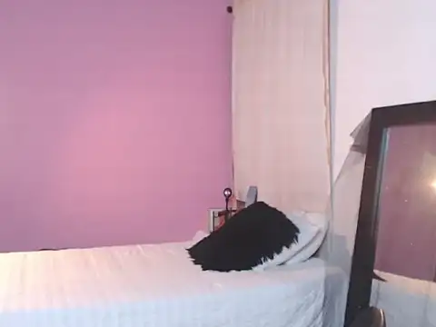 selene gils online show from January 2026 02:40:02 AM