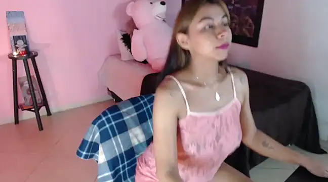 selene gils online show from February 2025 11:04:02 PM