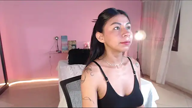 selene gils online show from June 2026 06:53:01 PM