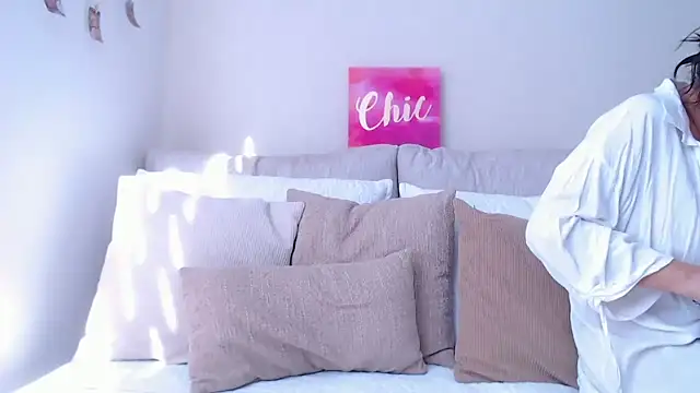 Gia Ferh online show from December 2025 08:12:02 PM