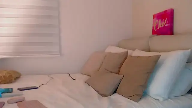 Gia Ferh online show from September 2025 12:48:02 AM