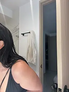 Snapshot of Gia_Ferh chatting on February 2026 11:54:01 PM Gia Ferh online show from February 2026 11:54:01 PM