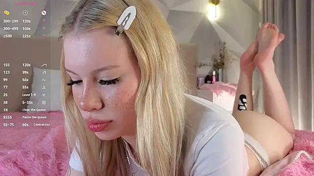 ZaraDudley online show from February 2026 07:35:02 PM