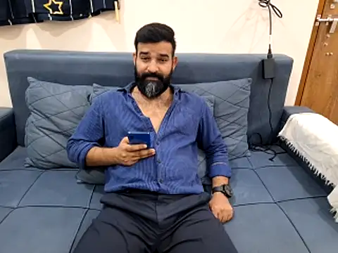 Fun Guuy online show from November 2025 10:19:01 AM