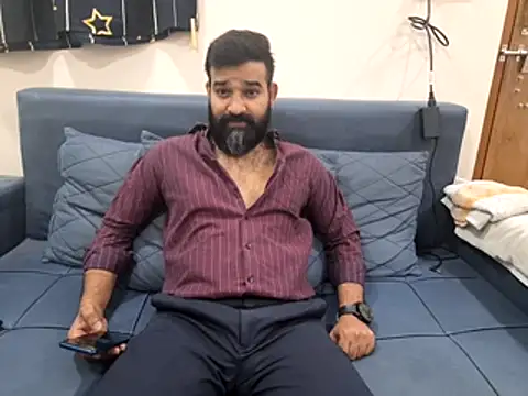 Fun Guuy online show from November 2025 11:58:01 AM