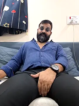 Fun Guuy online show from April 2026 02:51:02 AM